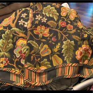 Waverly Valances 18”x 72” qty 2